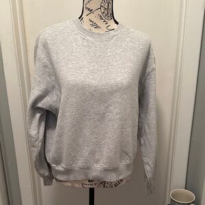 DYNAMITE Classic Gray Women's Sweatshirt- great condition- SZ P/S